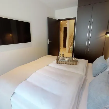 White Pearl 0.02 Apartamento *